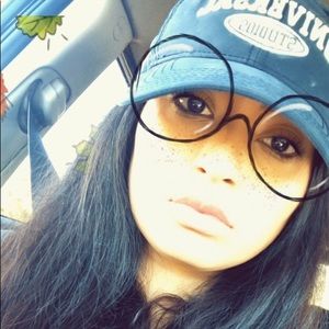 Meet your Posher, Maritza